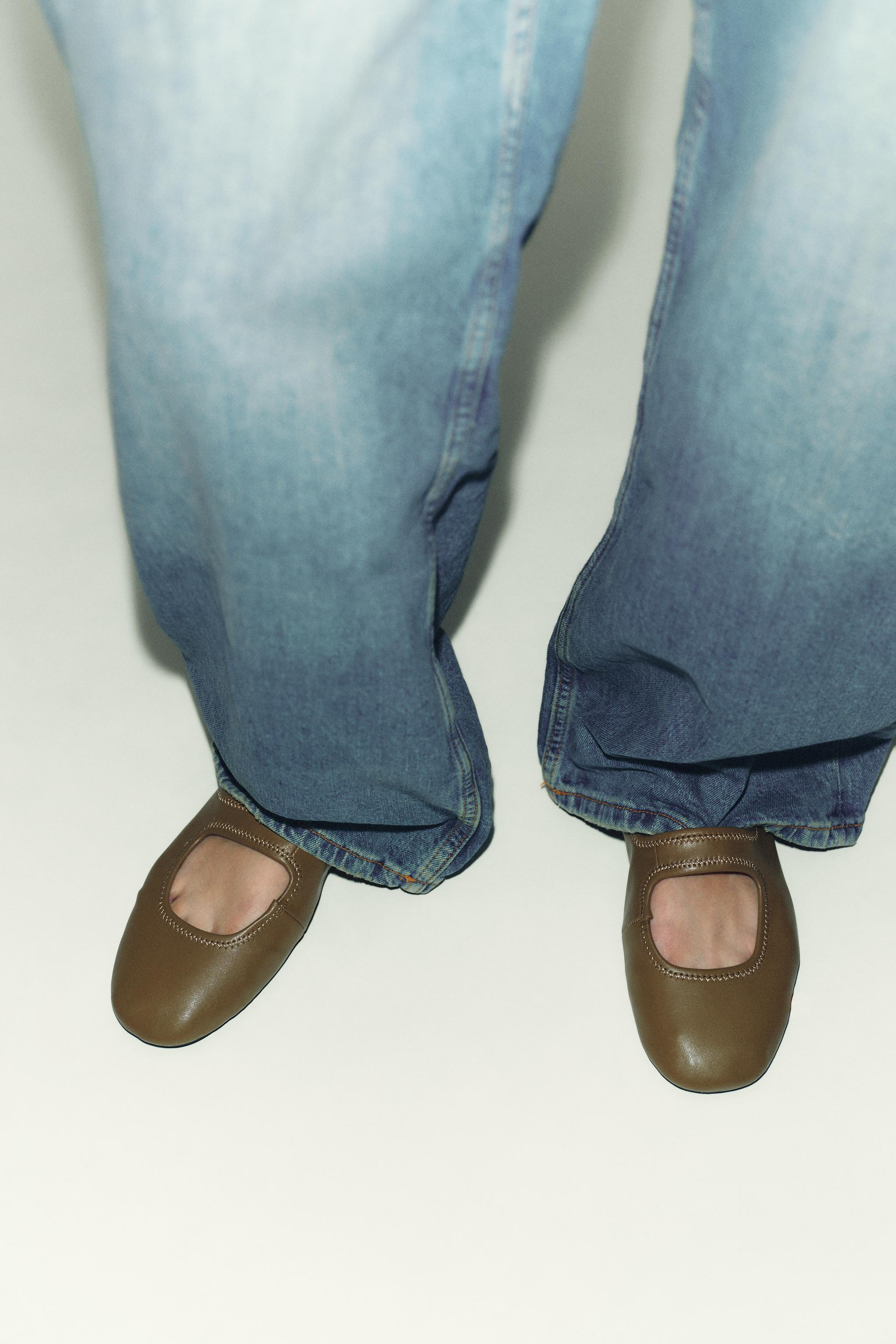 SOFT STRAP BALLET FLATS